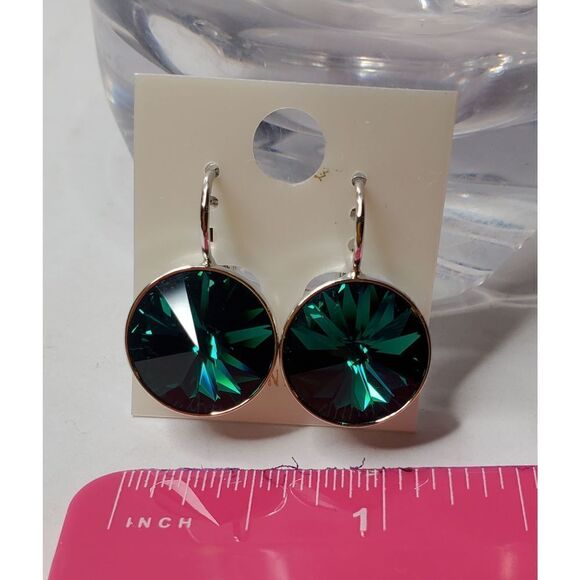 SWAROVSKI ELEMENT New! Emerald Forest Green 13mm Round earrings Wedding Classy - Picture 2 of 5